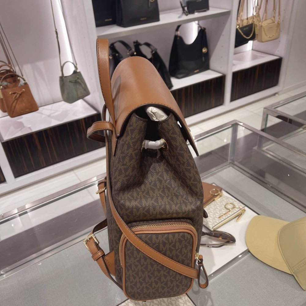 MK JST LG Chain Flap Backpack Brown Logo - Picture 7 of 8